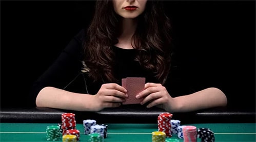 How to Play Small Pocket Pairs in Tournaments - Upswing Poker